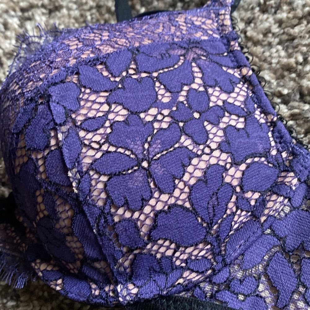 Victoria’s Secret Dream Angels Bra purple lace 32B